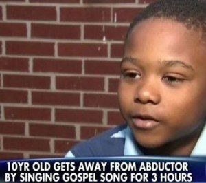 funny-kid-news-abductor-singing-free
