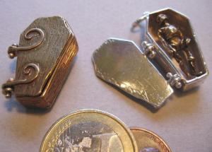 47377_10151319077747533_893624551_n