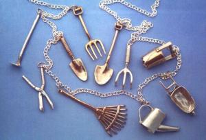 644157_10151319077637533_85654839_n