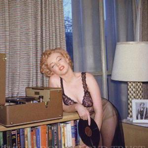 253299_3195557779744_853736704_n copy