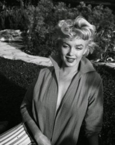 Marilyn Monroe in Green Top photographed by Ted Baron in 1954 (8)