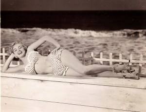 Marilyn Monroe of the 1950s (17)