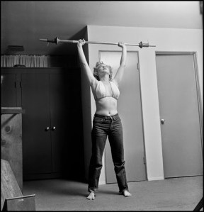 Marilyn Monroe Working Out at the Beverly Carlton Hotel, 1952 (3)