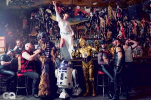 amy_schumer_puts_a_sexual_spin_on_star_wars_themed_photo_shoot_640_05