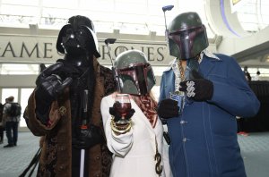 darth-vader-and-these-boba-fetts-keep-it-real-classy