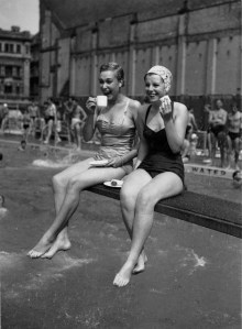 Tea break at the Holborn Oasis - an outdoor swimming pool in London, 1955