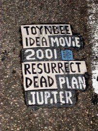 Toynbee_tile